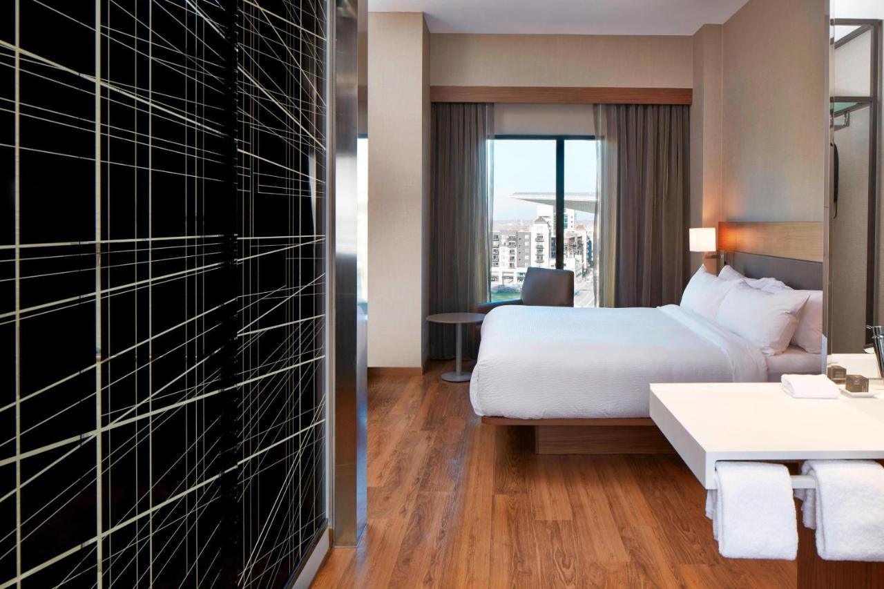 Ac Hotel By Marriott Minneapolis Downtown Exteriör bild