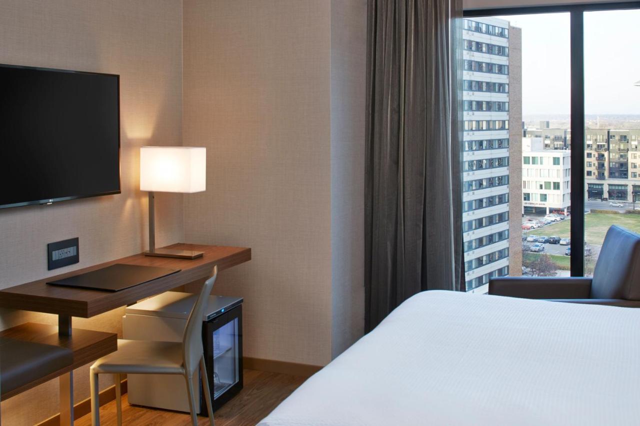 Ac Hotel By Marriott Minneapolis Downtown Exteriör bild