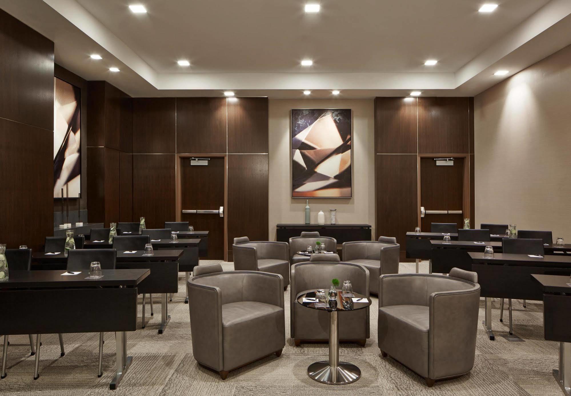 Ac Hotel By Marriott Minneapolis Downtown Exteriör bild